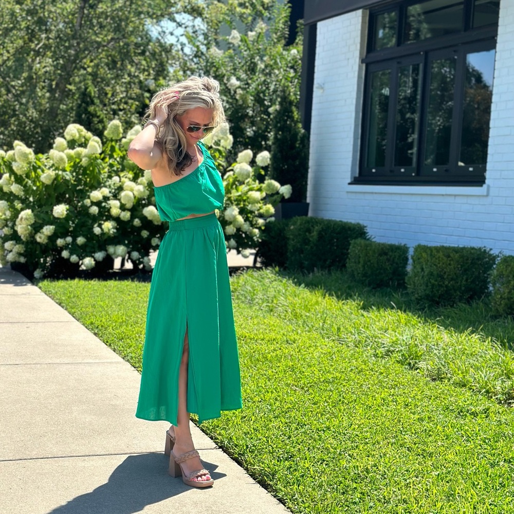 Petal & Pup Emerald Green Two-Piece Skirt Set